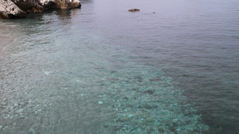 きれいな海の水