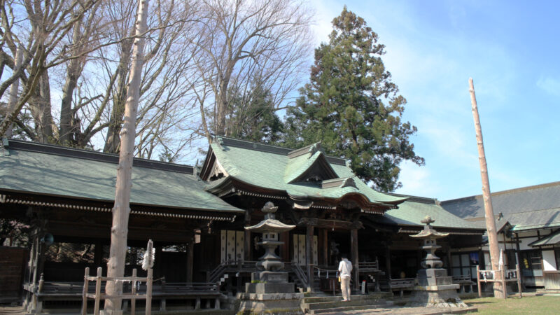 諏訪護国神社