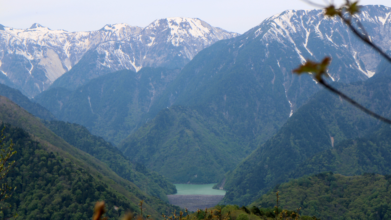 鍬ノ峰頂上から