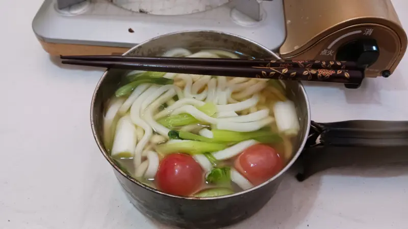 うどんの朝食