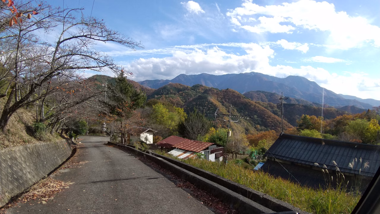 三郷町岩下へ向かう途中の風景