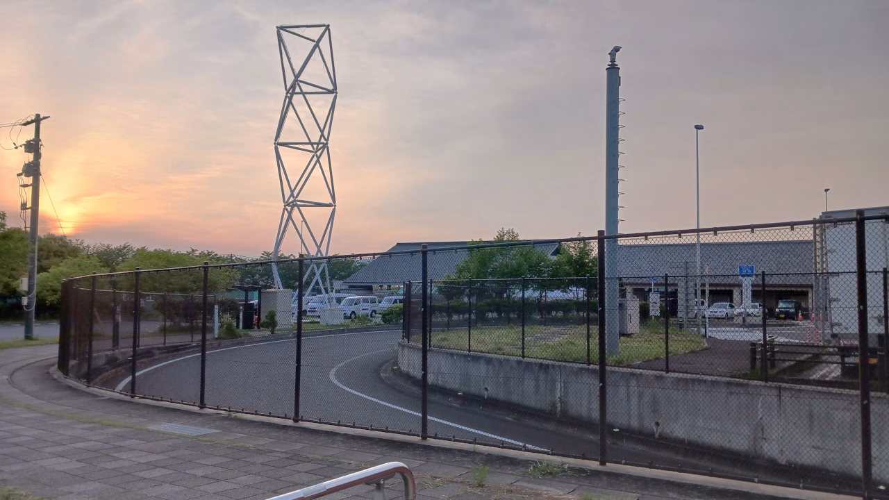 道の駅にしお岡の山の朝日